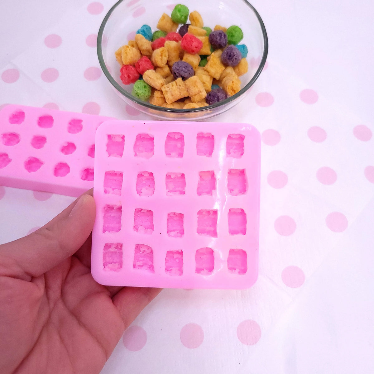 Colorful Cereal crunch berries 12 cavities cereal mold Soap Candle Mold for Wax Mold for Resin