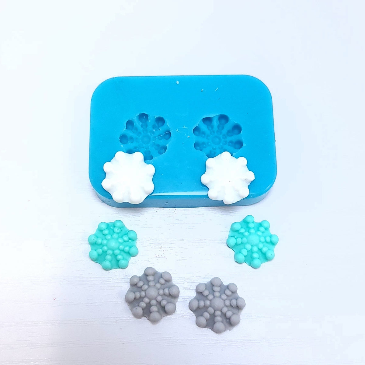 Snowflake Charms Mini Silicone Mold for Earrings Fondant Resin Clay Crafts MS727