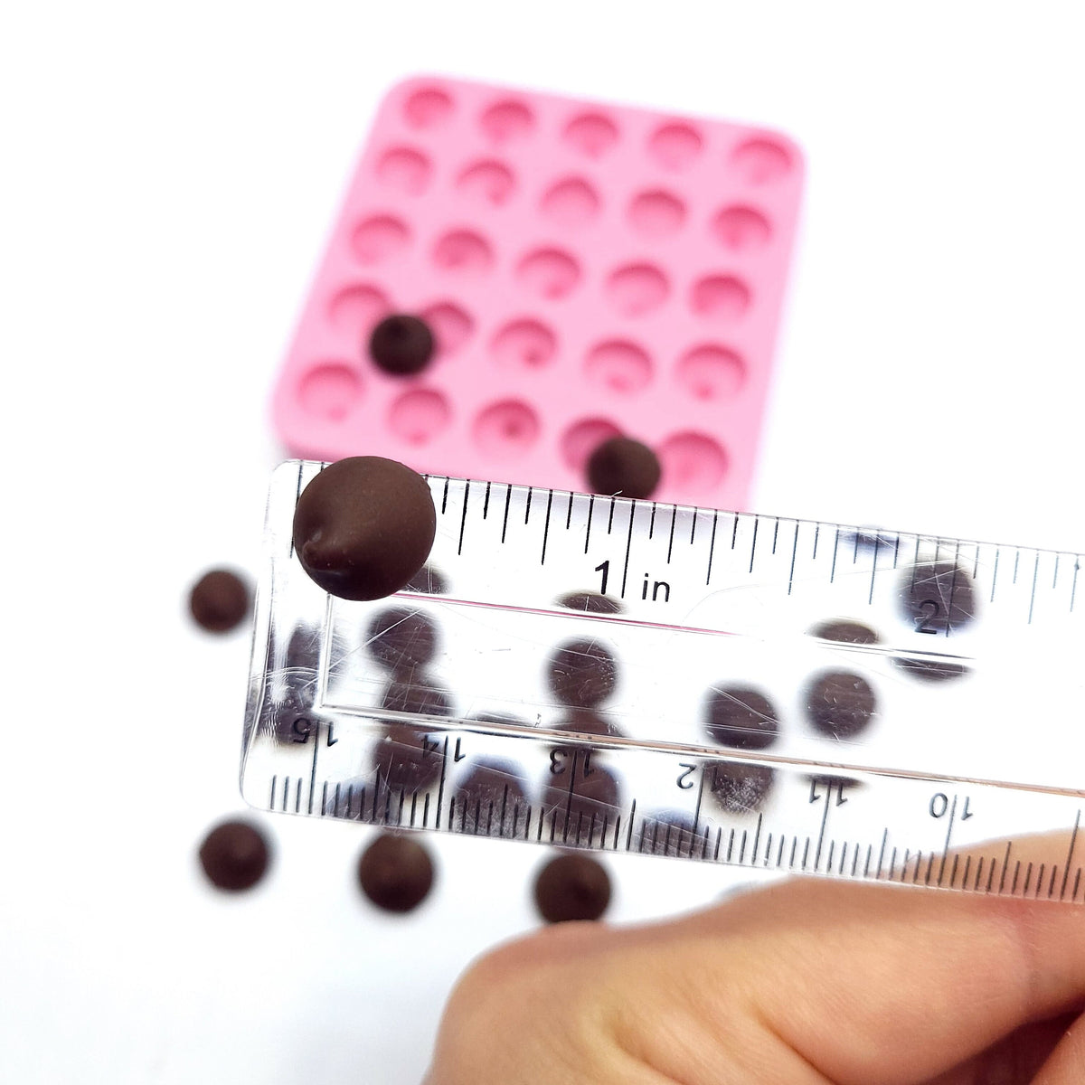 Chocolate chips 25 cavities Wax mold Resin mold Soap mold Realistic Flexible mold chocolate chip 42 cavities mold mini morsels